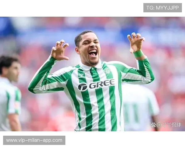 曼联转会大鱼曝光：重金追飞翼+榜眼射手双线推进