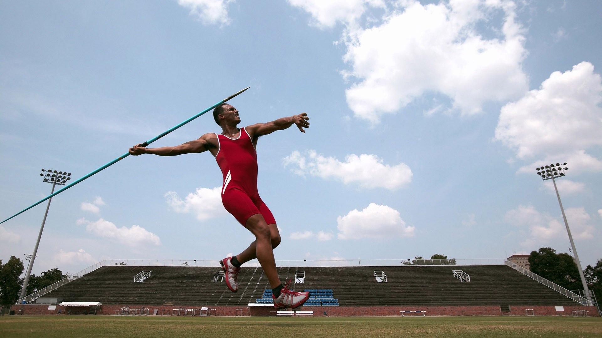 城市马拉松经济拉动效应初显,城市马拉松产业链的解读分析